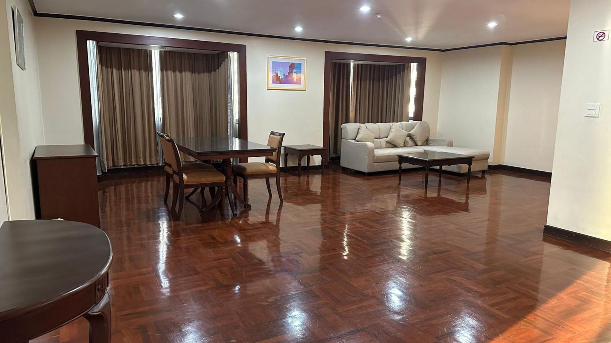 Hotel Omni Tower Sukhumvit Nana Direct Bangkok Zewnętrze zdjęcie