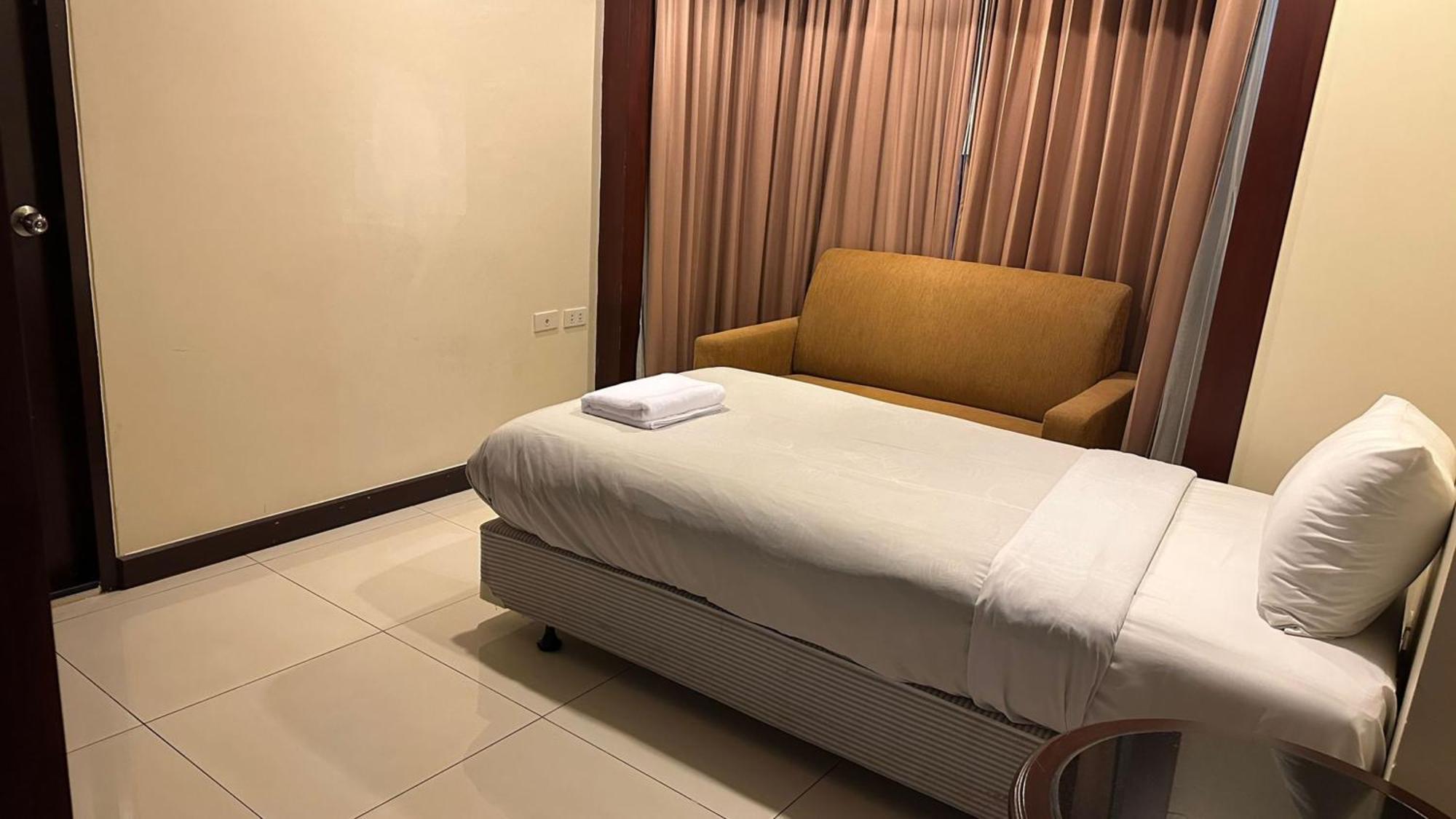 Hotel Omni Tower Sukhumvit Nana Direct Bangkok Zewnętrze zdjęcie