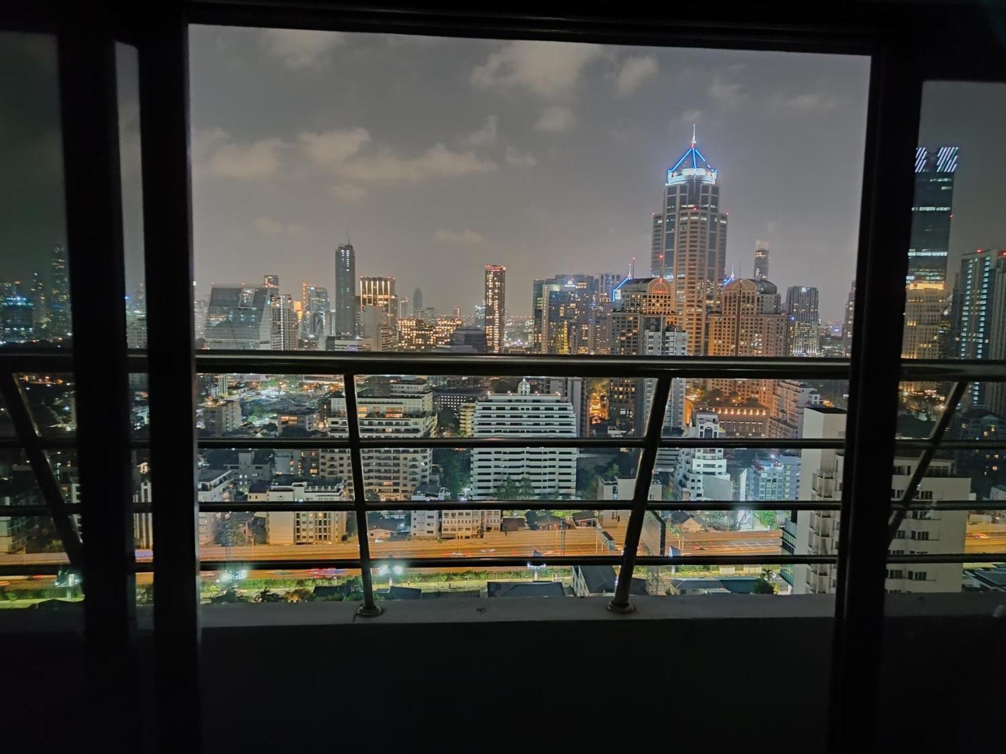 Hotel Omni Tower Sukhumvit Nana Direct Bangkok Zewnętrze zdjęcie