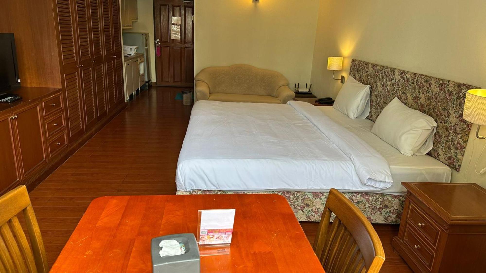 Hotel Omni Tower Sukhumvit Nana Direct Bangkok Zewnętrze zdjęcie